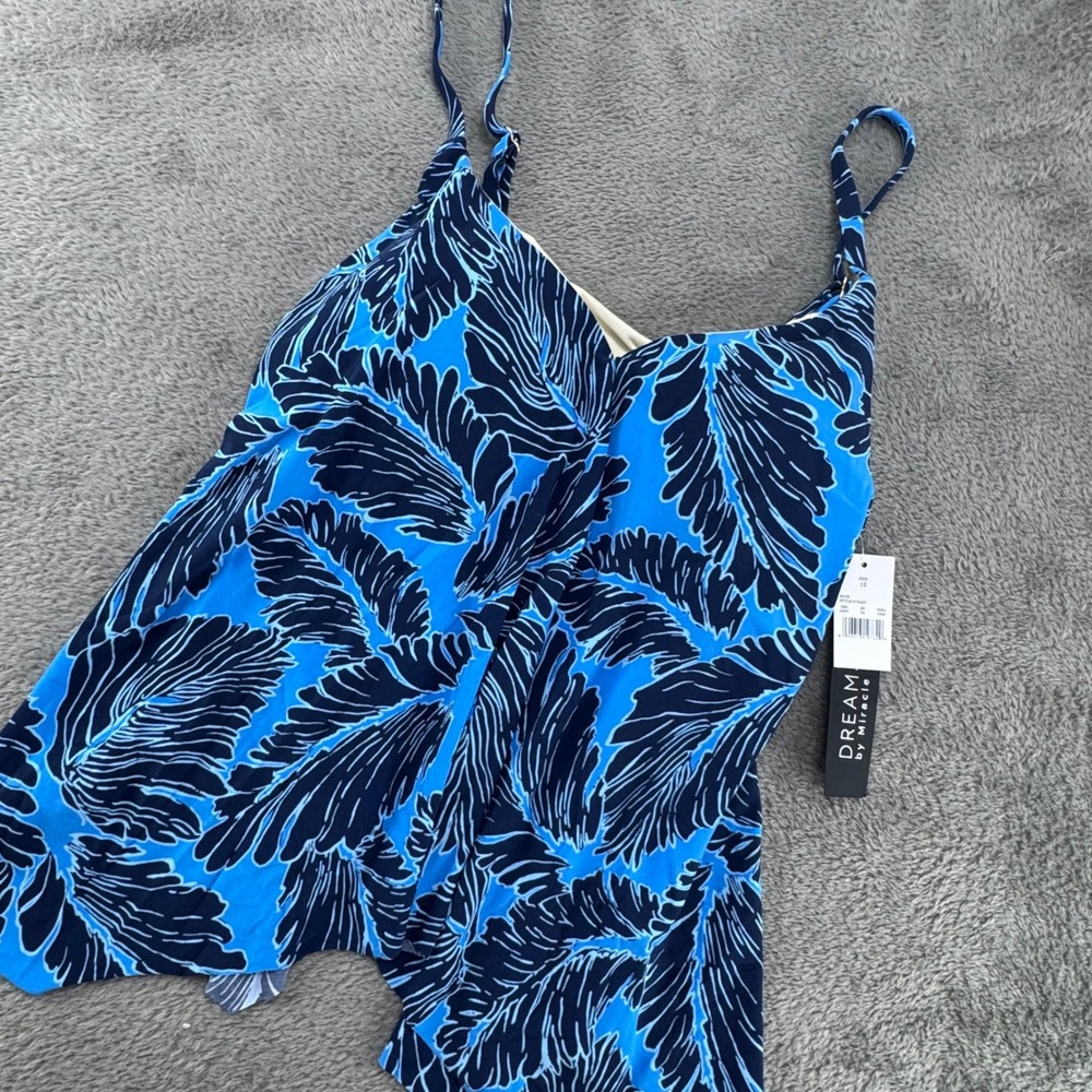 Dream‎ by Miracle Tankini Top Women 12 Blue NEW Tropical Palm Handkerchief Hem